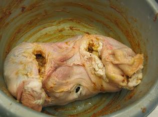 Perut babi isi perut: resep dengan soba dan jamur